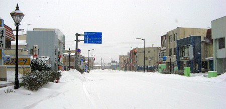 羽後本荘駅駅前