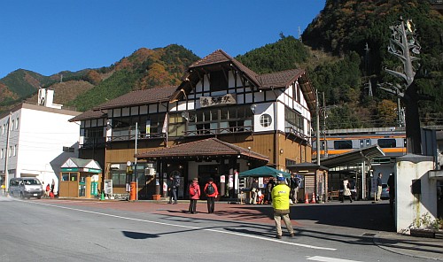 奥多摩駅