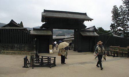 駅からマンホール » 復元された箱根関所 ～ 神奈川県箱根町