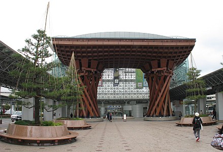 金沢駅