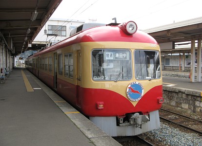 長野電鉄2000系電車