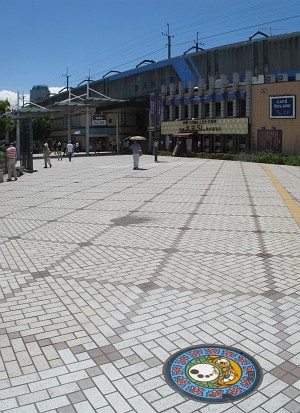 海浜幕張駅