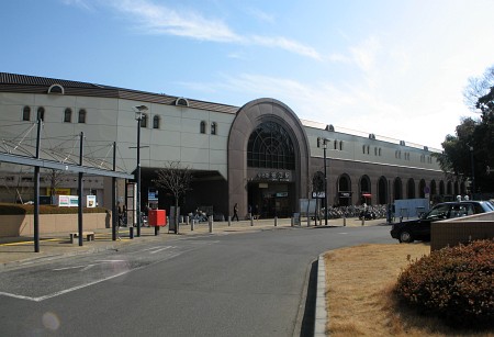 狛江駅