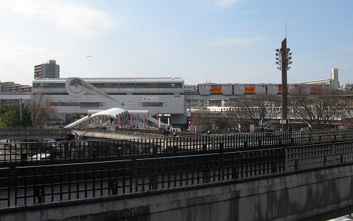 多摩センター駅