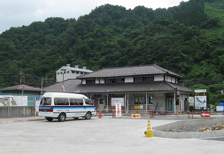 勝山駅