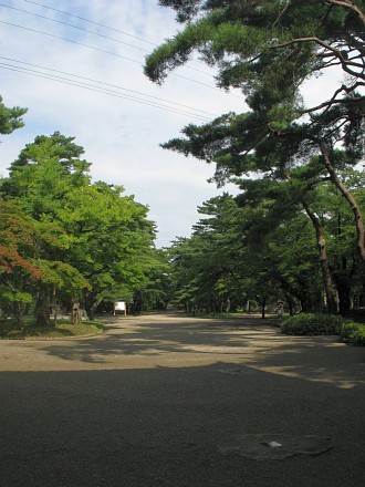 千秋公園 本丸跡