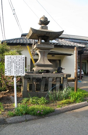 中山道と善光寺街道の分去れ